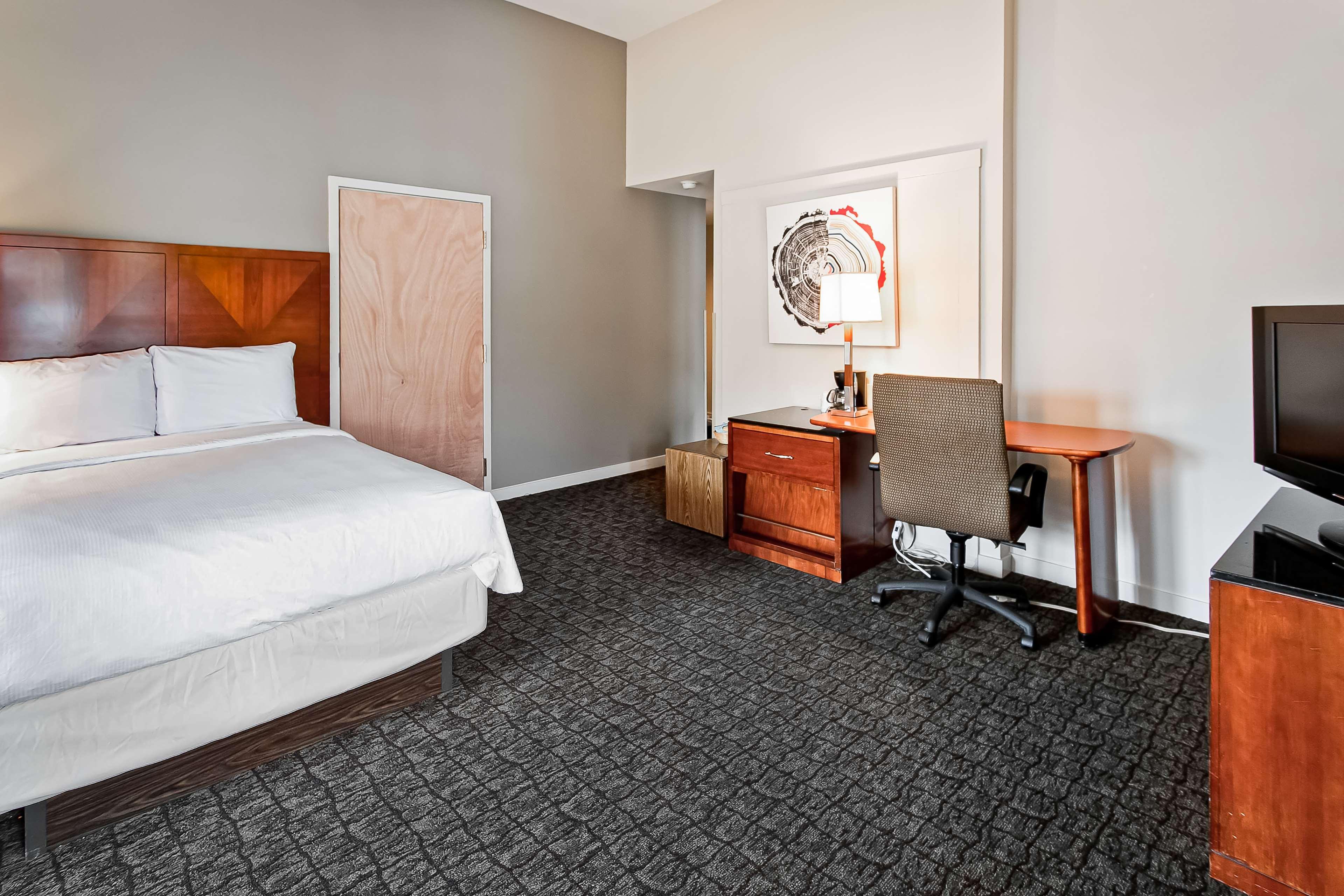 Hotel Mountain Lodge, Tapestry Collection By Hilton Killington